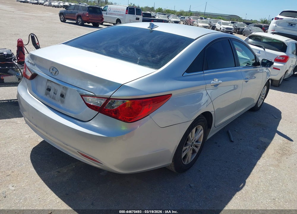 2013 HYUNDAI SONATA GLS VIN: 5NPEB4AC7DH789398