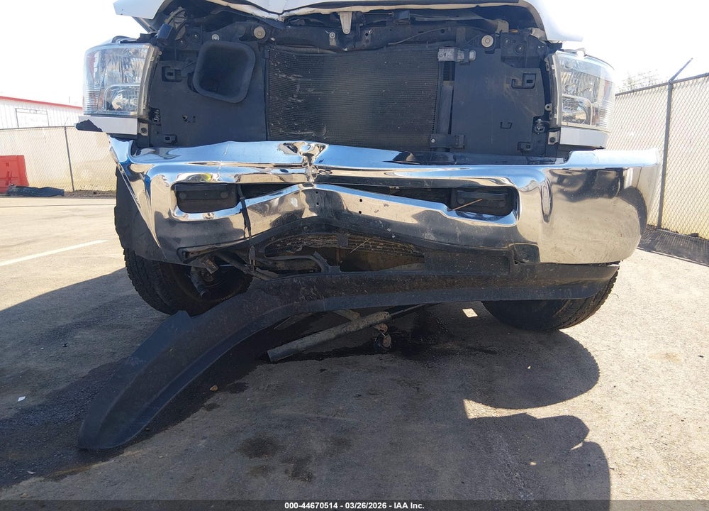 2018 RAM 3500 TRADESMAN  4X4 8' BOX VIN: 3C63RRGL8JG353064