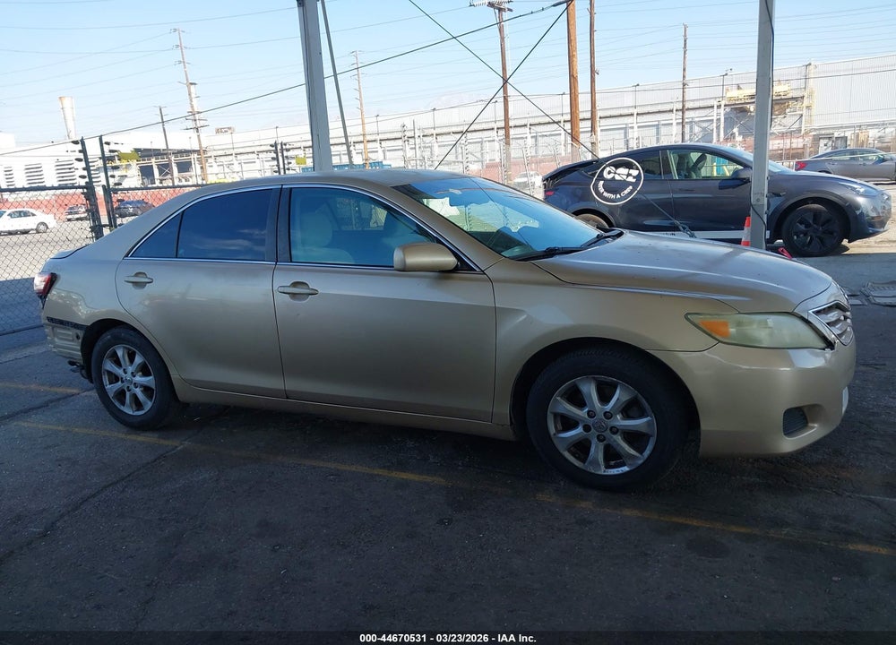 2011 TOYOTA CAMRY LE VIN: 4T1BF3EK0BU710980