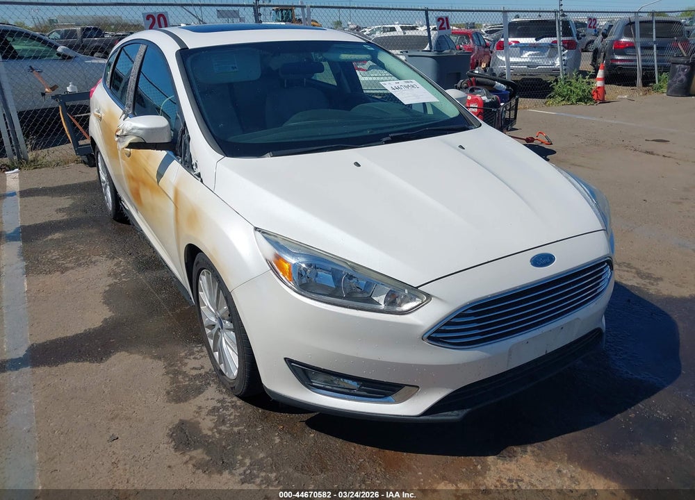 2018 FORD FOCUS TITANIUM VIN: 1FADP3N21JL244867
