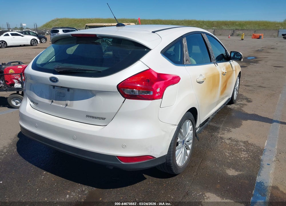 2018 FORD FOCUS TITANIUM VIN: 1FADP3N21JL244867