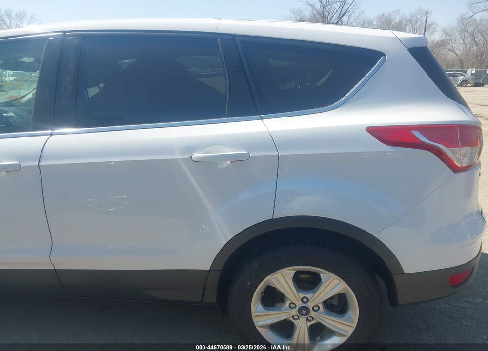 2016 FORD ESCAPE SE VIN: 1FMCU0G76GUB22204