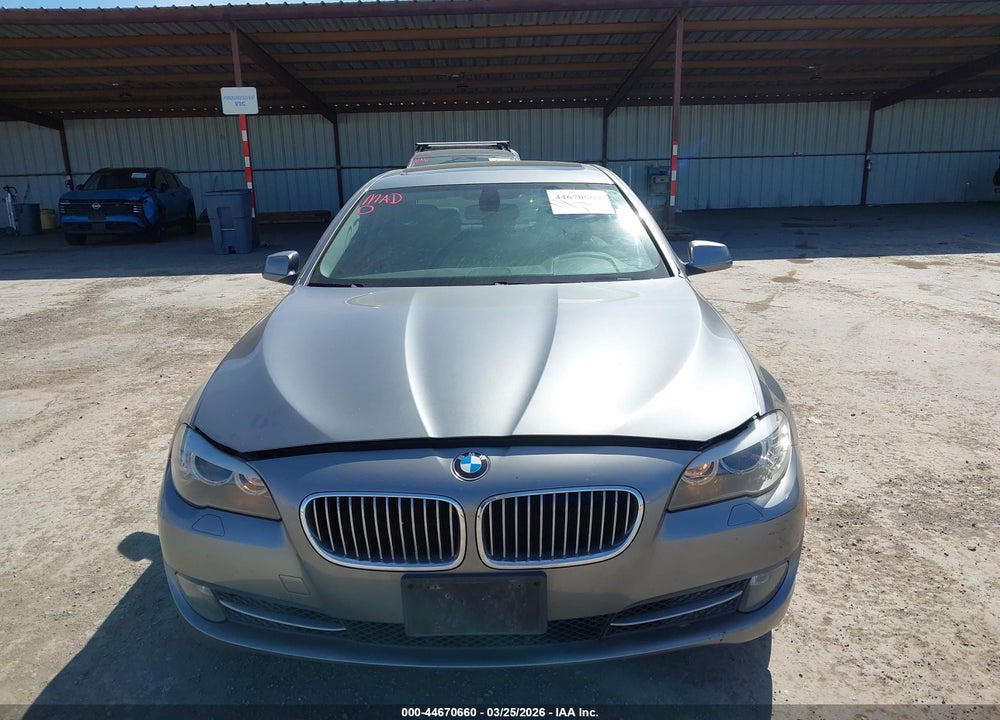 2011 BMW 528I VIN: WBAFR1C56BC750725