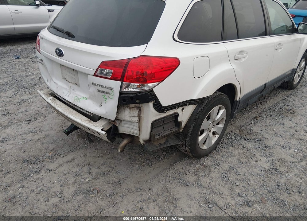 2011 SUBARU OUTBACK 3.6R LIMITED VIN: 4S4BRDLC2B2347442