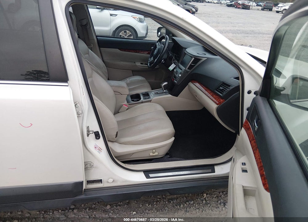 2011 SUBARU OUTBACK 3.6R LIMITED VIN: 4S4BRDLC2B2347442