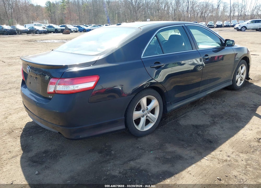 2011 TOYOTA CAMRY SE VIN: 4T1BF3EK8BU676321
