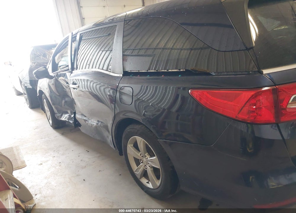 2018 HONDA ODYSSEY EX VIN: 5FNRL6H78JB020695