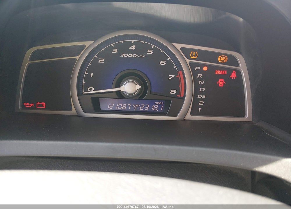 2010 HONDA CIVIC LX VIN: 2HGFG1B67AH523124