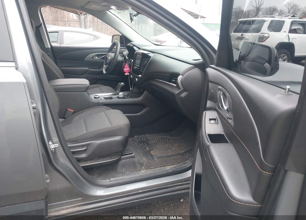 2019 CHEVROLET TRAVERSE LS VIN: 1GNEVFKW4KJ149818