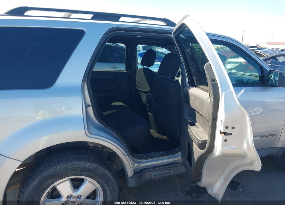 2008 FORD ESCAPE XLT VIN: 1FMCU03Z48KE22019