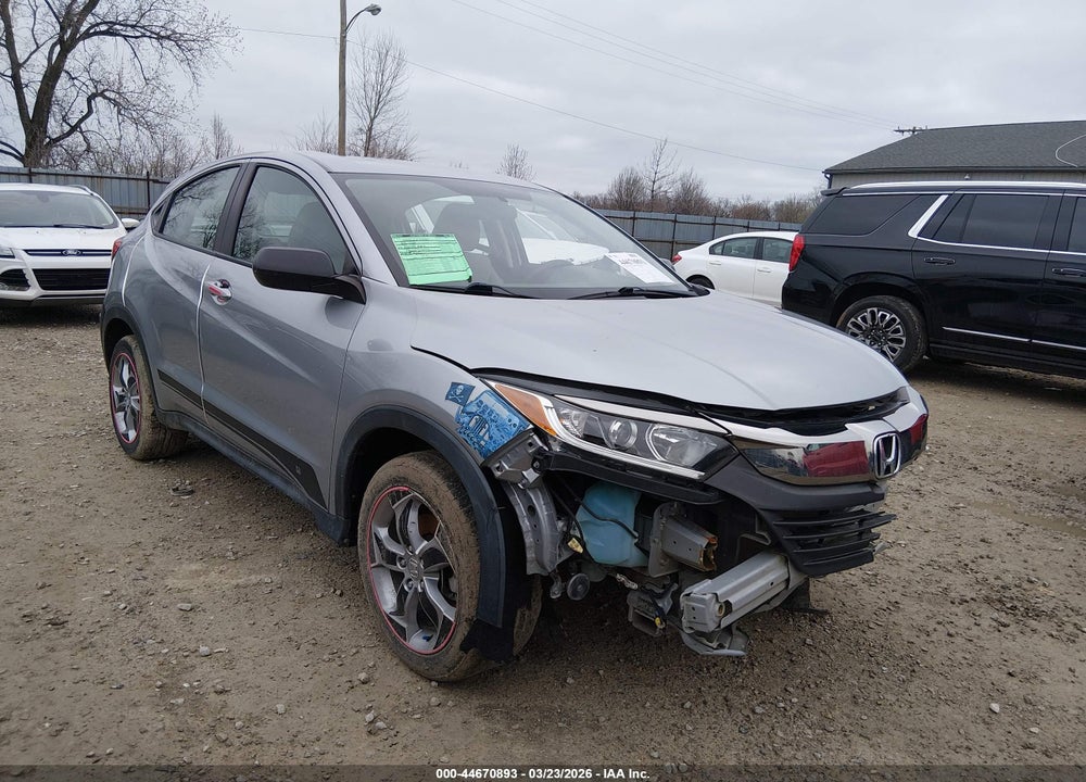2020 HONDA HR-V AWD LX VIN: 3CZRU6H32LM716522