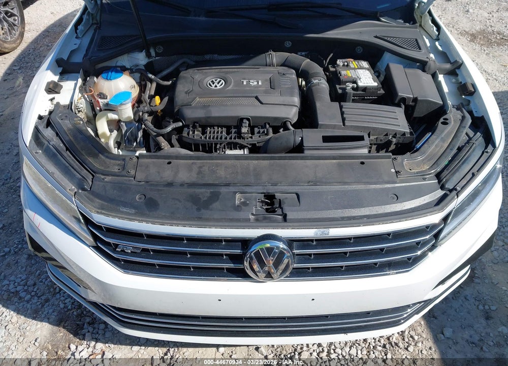 2016 VOLKSWAGEN PASSAT 1.8T R-LINE VIN: 1VWAS7A35GC060846