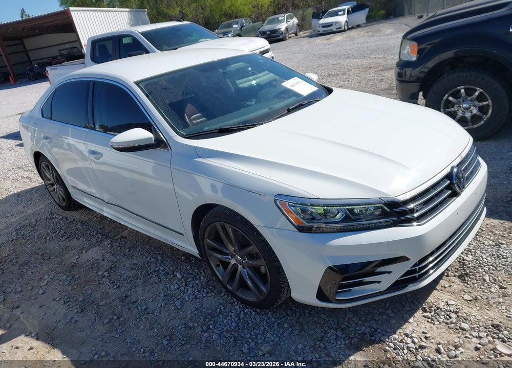 2016 VOLKSWAGEN PASSAT 1.8T R-LINE VIN: 1VWAS7A35GC060846