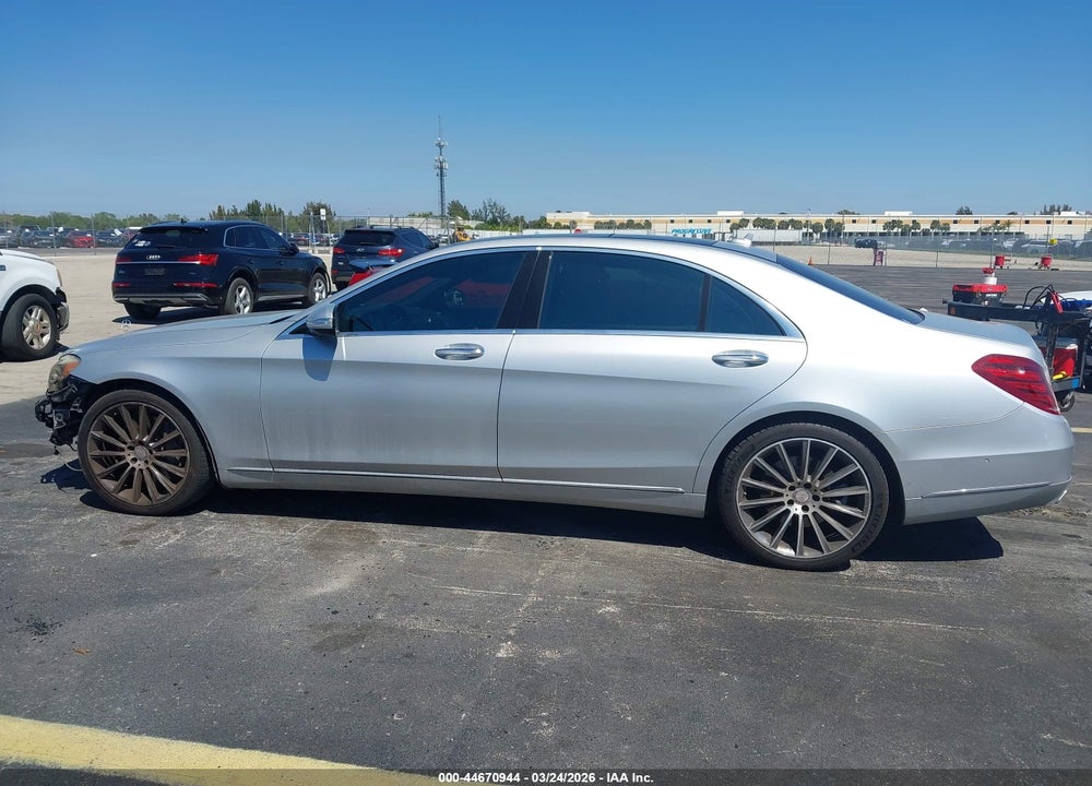 2014 MERCEDES-BENZ S 550 VIN: WDDUG8CB6EA043063