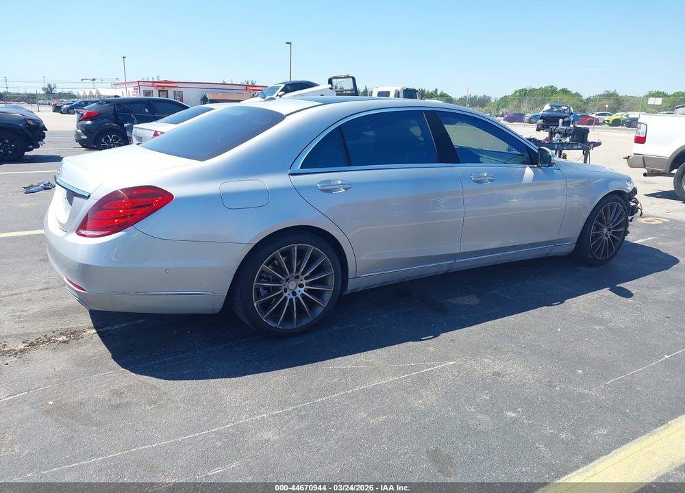 2014 MERCEDES-BENZ S 550 VIN: WDDUG8CB6EA043063