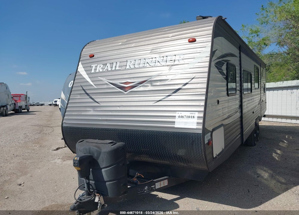 2018 HEARTLAND TRAIL RUNNER 30USBH VIN: 5SFEB3321JE363519