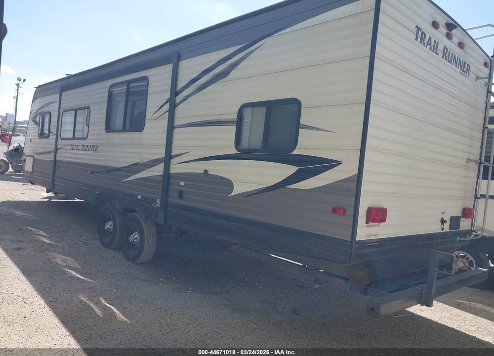 2018 HEARTLAND TRAIL RUNNER 30USBH VIN: 5SFEB3321JE363519