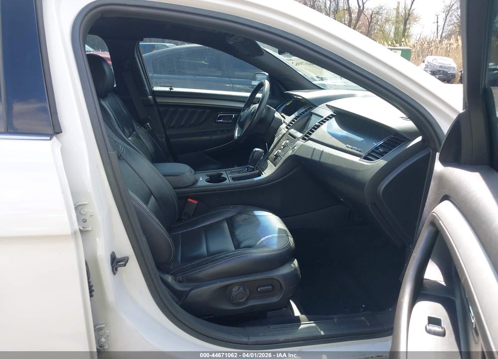 2018 FORD TAURUS SEL VIN: 1FAHP2E8XJG105023