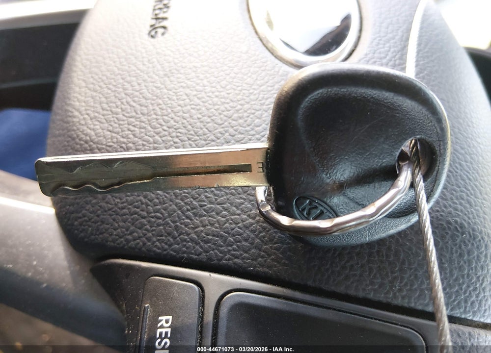 2015 KIA RIO LX VIN: KNADM4A34F6527998