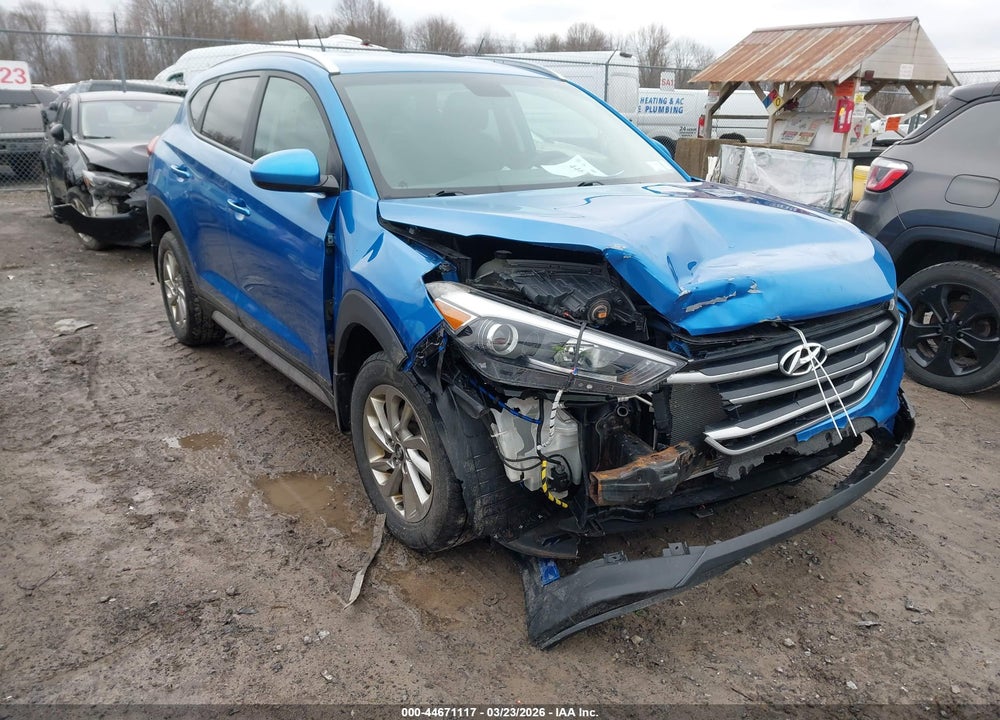2017 HYUNDAI TUCSON SE VIN: KM8J3CA4XHU290150
