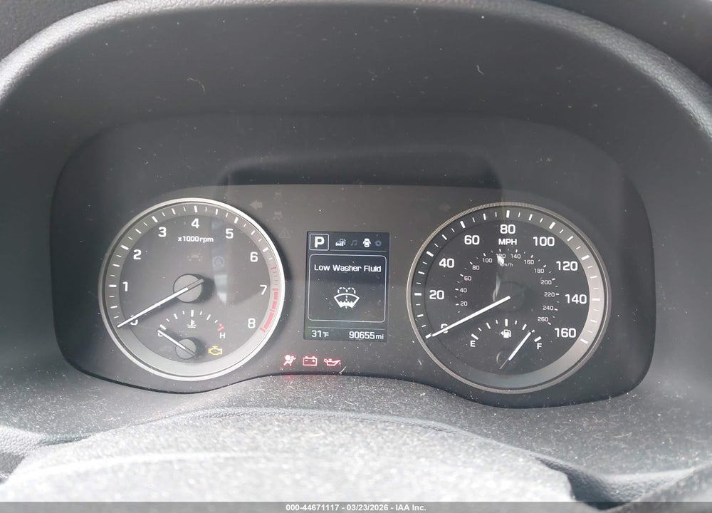 2017 HYUNDAI TUCSON SE VIN: KM8J3CA4XHU290150