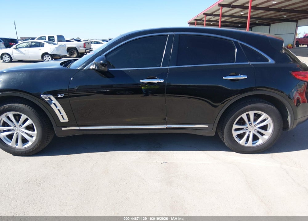 2016 INFINITI QX70 VIN: JN8CS1MU6GM670346