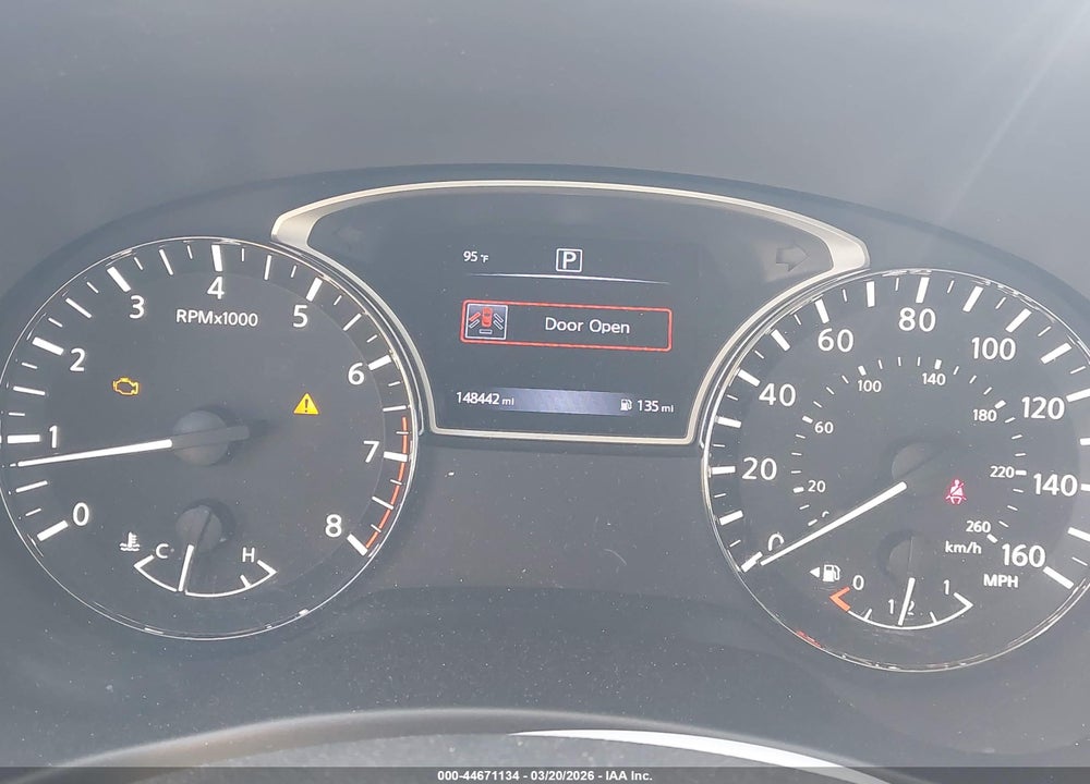 2017 NISSAN PATHFINDER SV VIN: 5N1DR2MN6HC619037