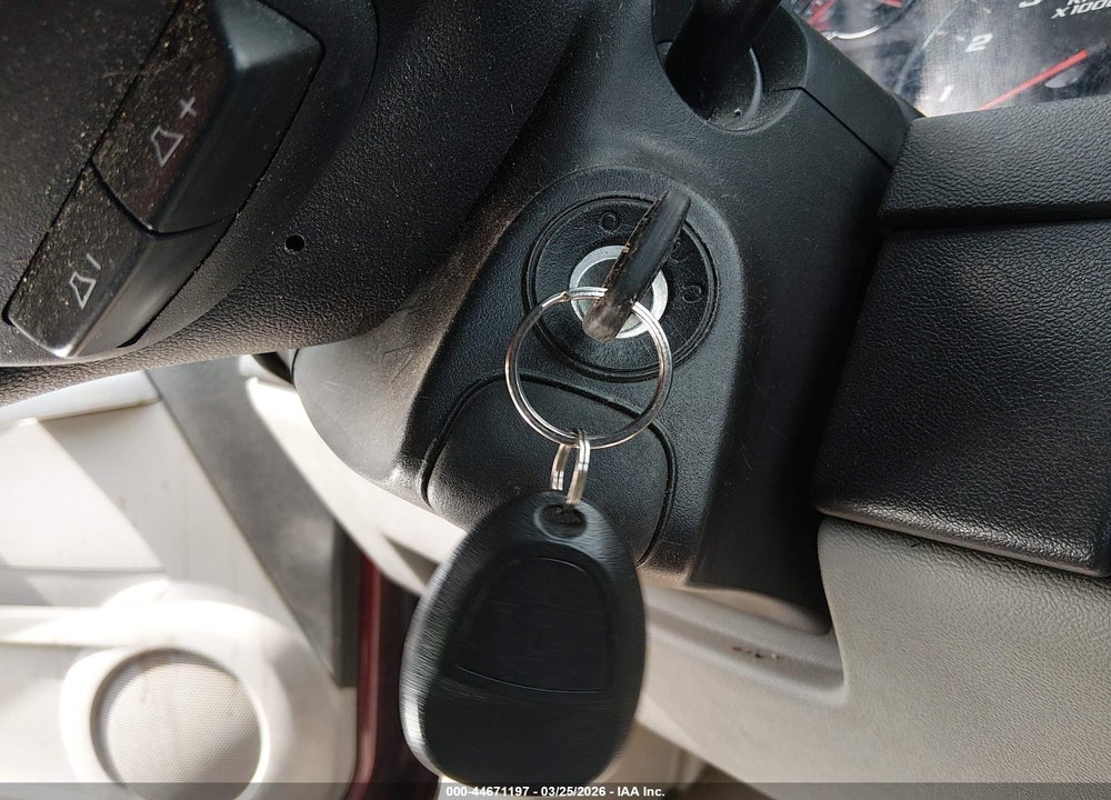 2008 CHEVROLET EQUINOX LT VIN: 2CNDL43F086302211