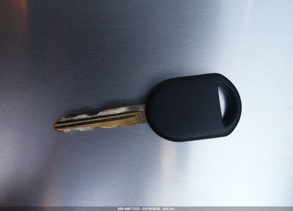 2011 FORD FOCUS SE VIN: 1FAHP3FN8BW163214
