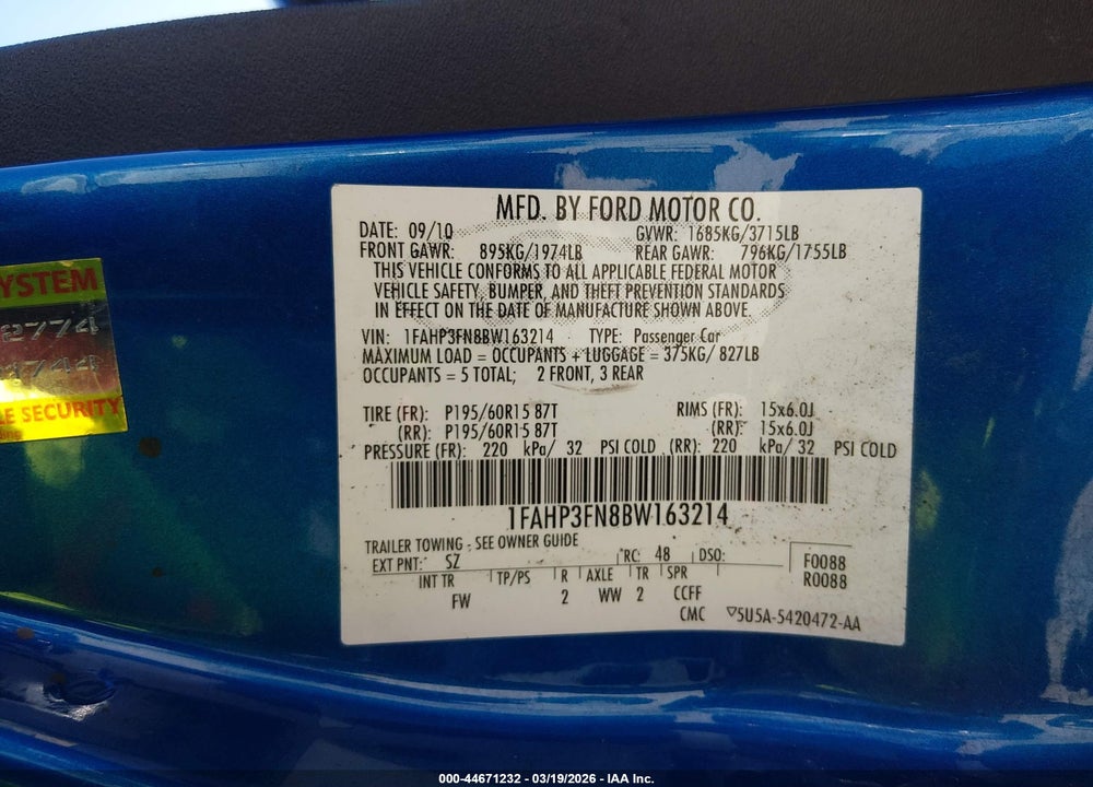 2011 FORD FOCUS SE VIN: 1FAHP3FN8BW163214