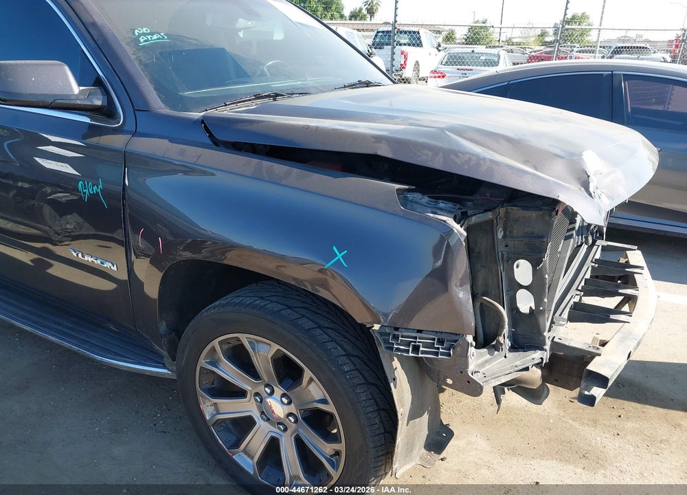 2017 GMC YUKON SLE VIN: 1GKS1AEC3HR204821
