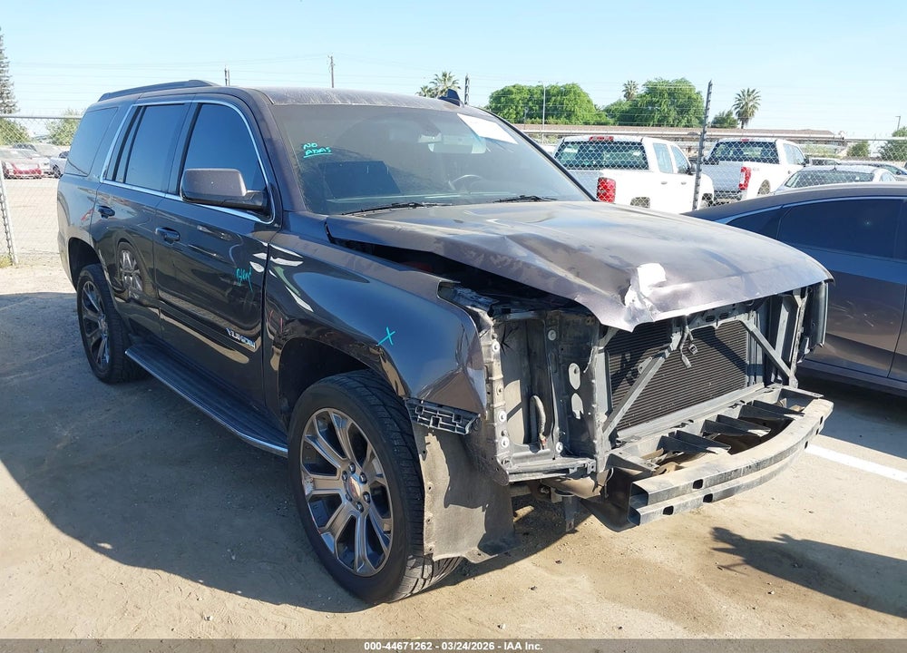 2017 GMC YUKON SLE VIN: 1GKS1AEC3HR204821