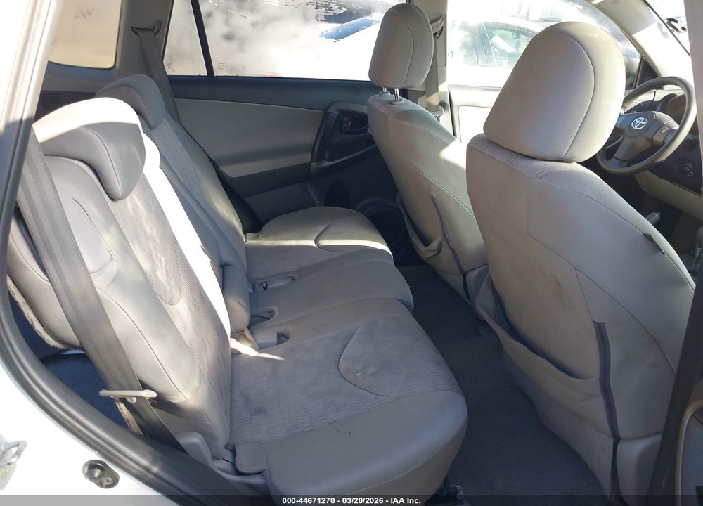 2011 TOYOTA RAV4 VIN: 2T3BF4DV2BW087015