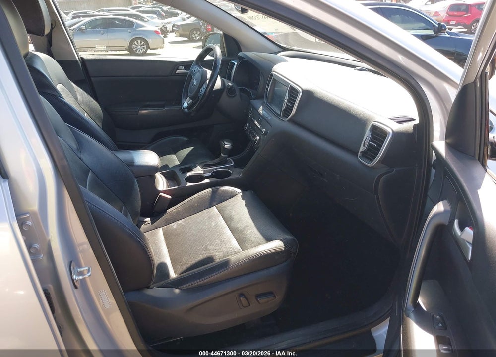 2017 KIA SPORTAGE EX VIN: KNDPN3AC8H7247568