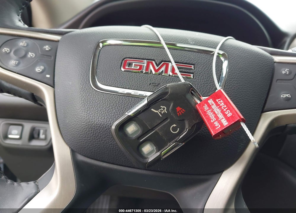 2017 GMC ACADIA DENALI VIN: 1GKKNXLSXHZ205742