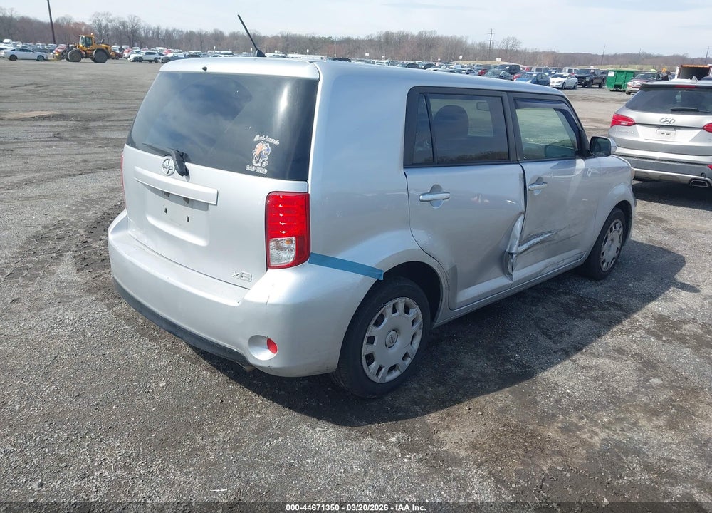 2015 SCION XB VIN: JTLZE4FE0FJ068759
