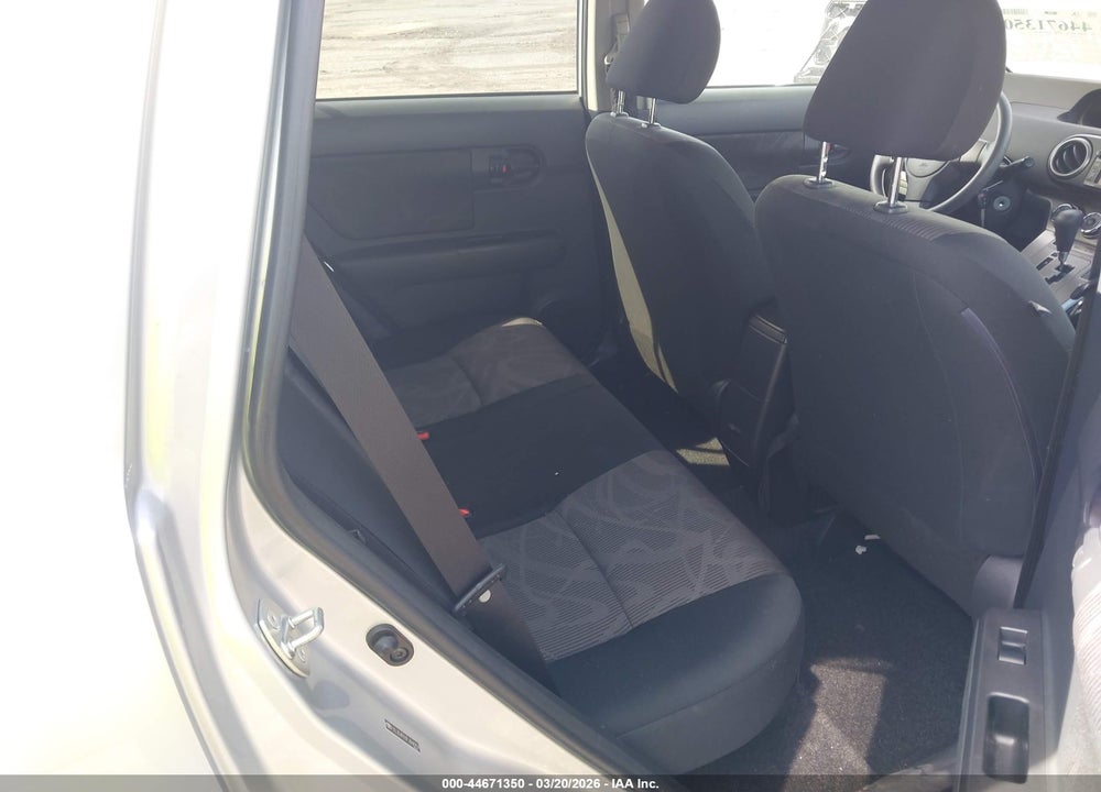 2015 SCION XB VIN: JTLZE4FE0FJ068759