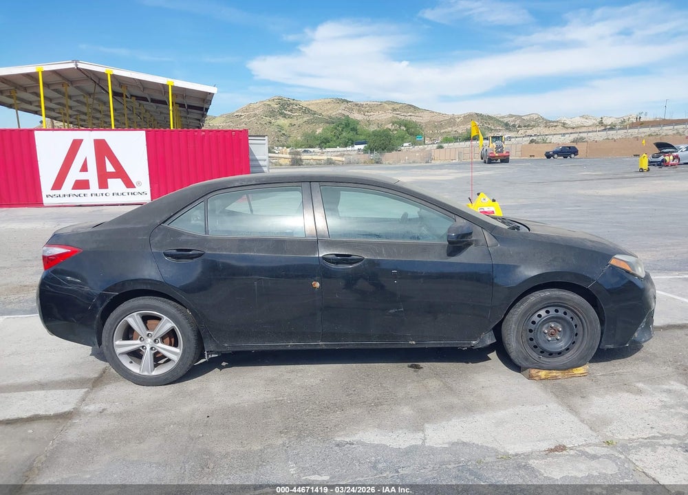 2014 TOYOTA COROLLA LE VIN: 5YFBURHE3EP079467