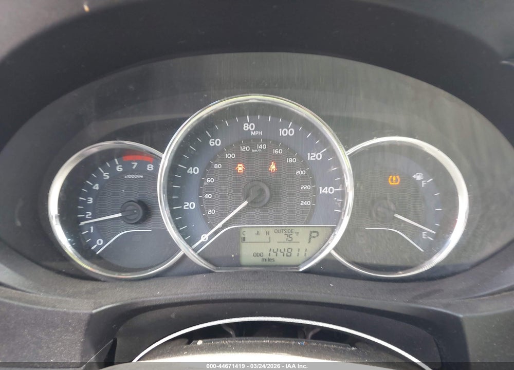 2014 TOYOTA COROLLA LE VIN: 5YFBURHE3EP079467