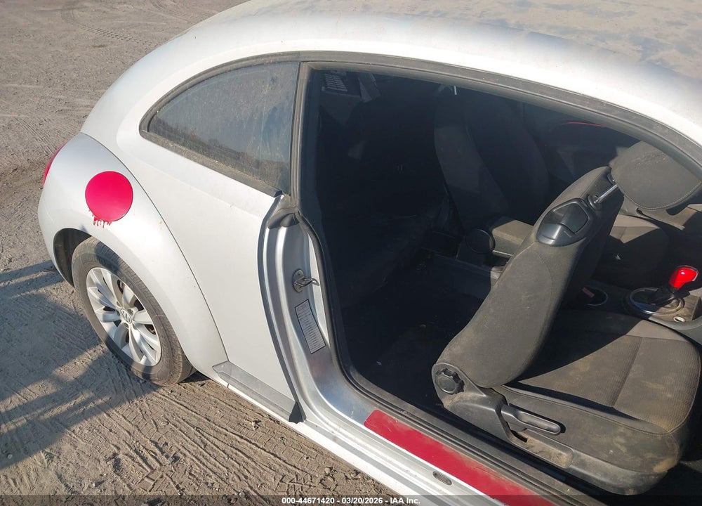 2014 VOLKSWAGEN BEETLE 1.8T ENTRY VIN: 3VWF17AT3EM634378