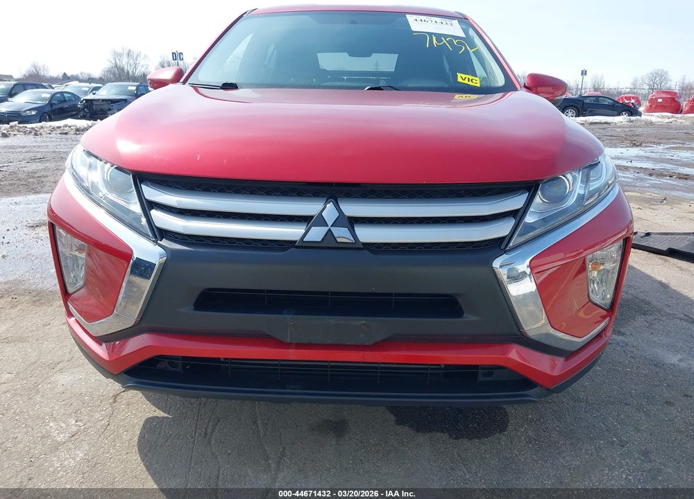 2018 MITSUBISHI ECLIPSE CROSS ES VIN: JA4AT3AA0JZ067726