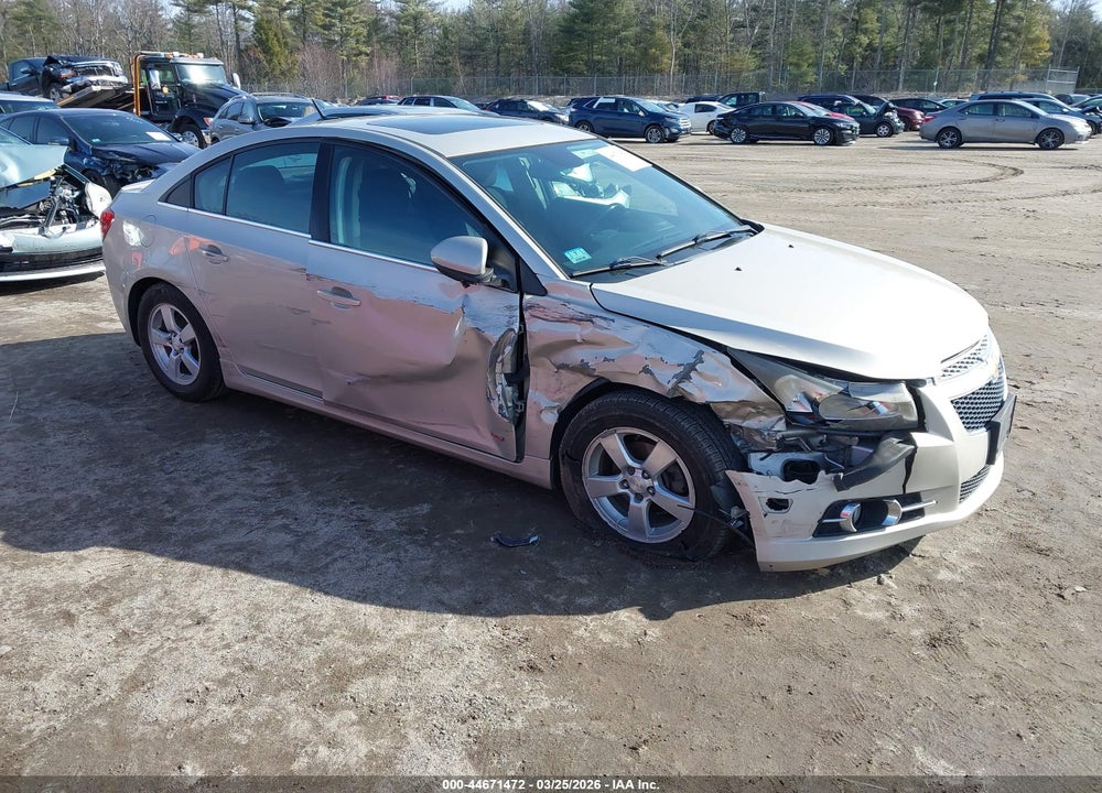 2014 CHEVROLET CRUZE 1LT AUTO VIN: 1G1PC5SB8E7446101