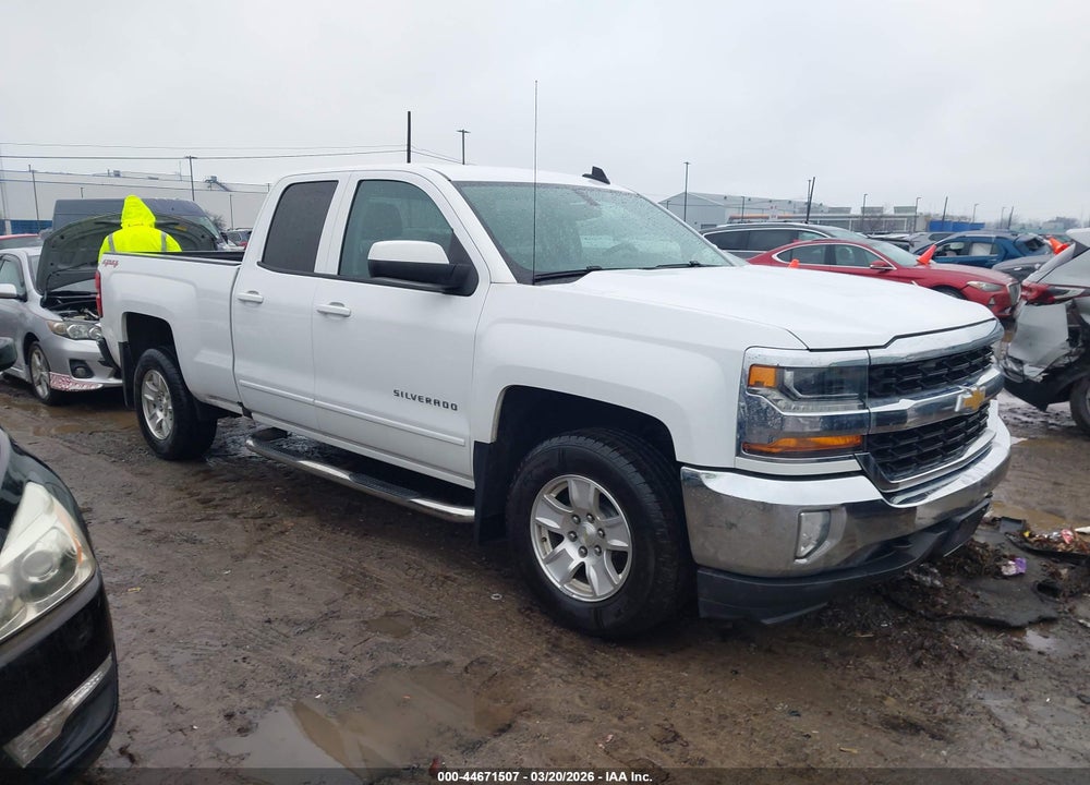 2016 CHEVROLET SILVERADO 1500 1LT VIN: 1GCVKREH6GZ422282