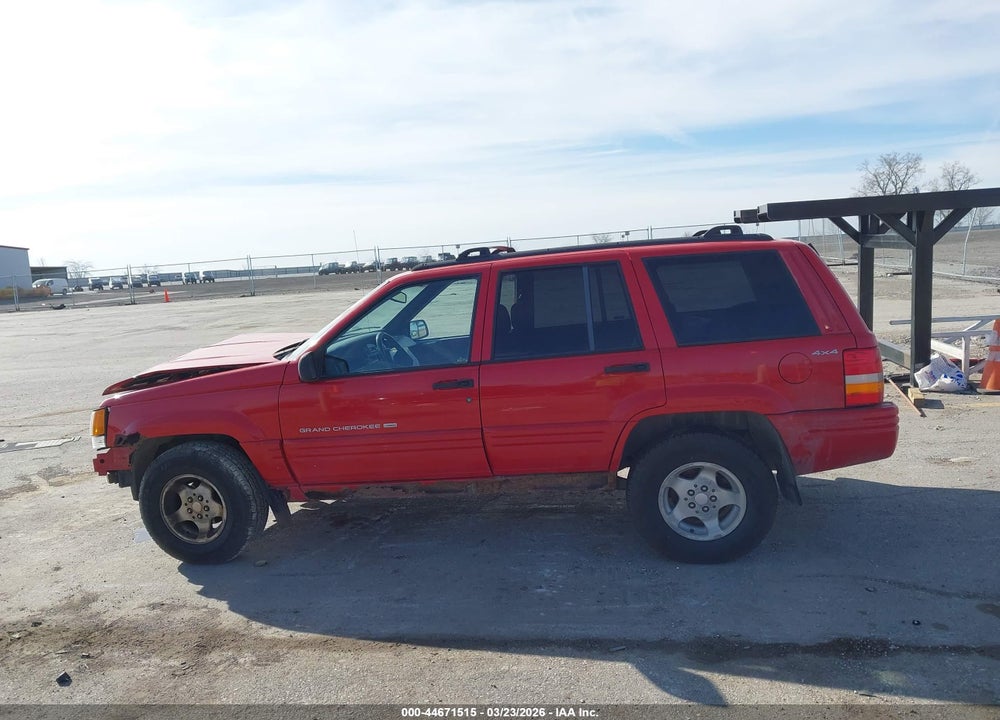 1998 JEEP GRAND CHEROKEE LAREDO VIN: 1J4GZ48S3WC195742