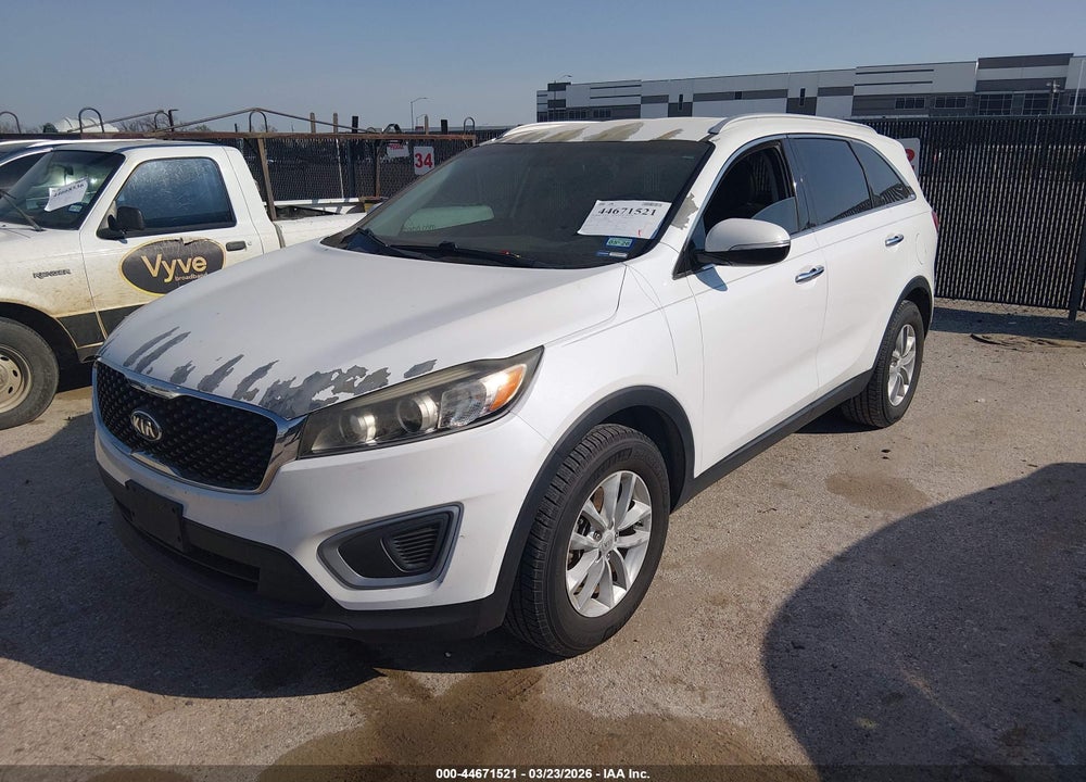 2016 KIA SORENTO 2.4L LX VIN: 5XYPG4A36GG016086