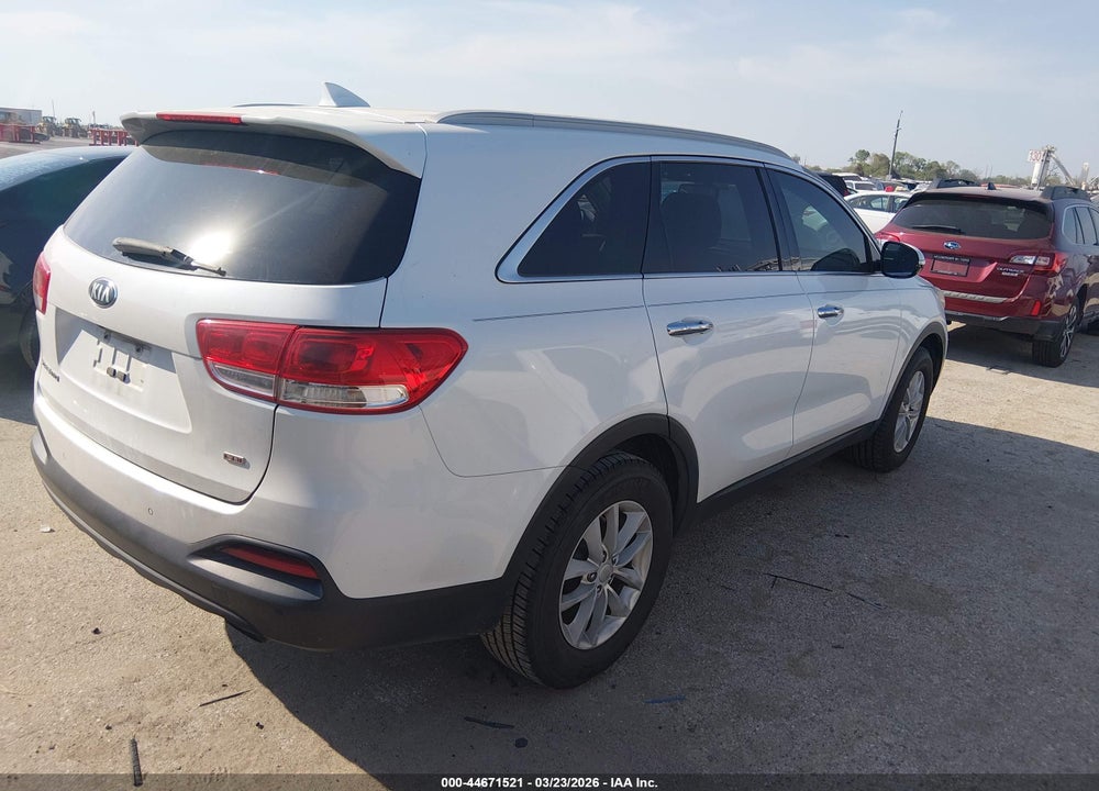 2016 KIA SORENTO 2.4L LX VIN: 5XYPG4A36GG016086