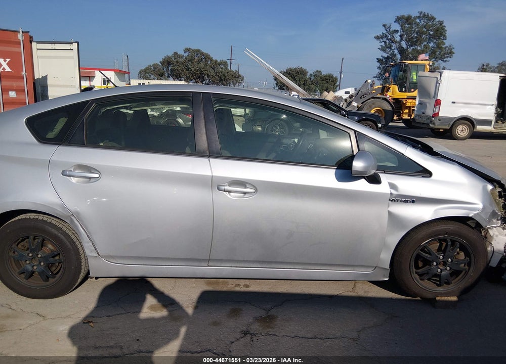 2014 TOYOTA PRIUS TWO VIN: JTDKN3DU5E1769264