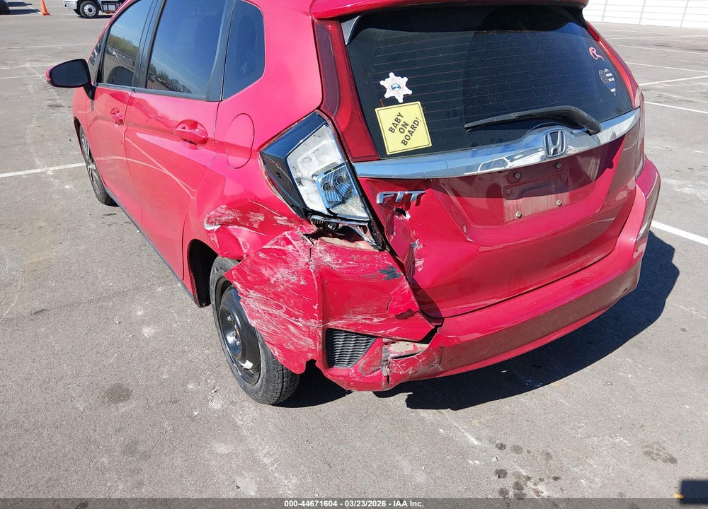 2016 HONDA FIT EX VIN: JHMGK5H71GX035783
