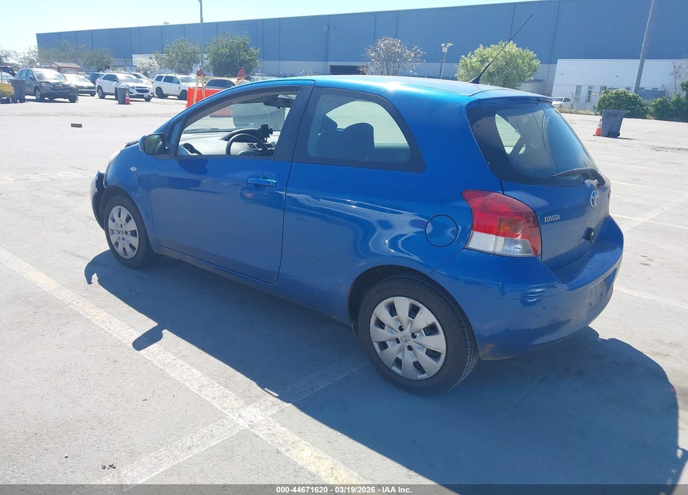 2011 TOYOTA YARIS VIN: JTDJT4K30B5333802
