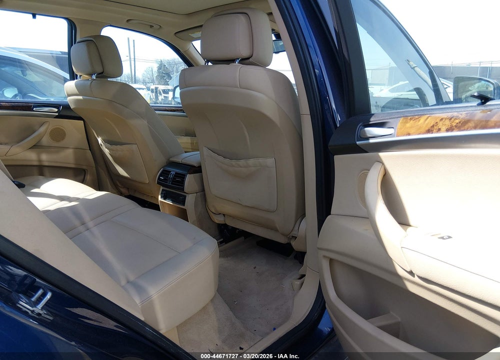 2011 BMW X5 XDRIVE35I/XDRIVE35I PREMIUM/XDRIVE35I SPORT ACTIVITY VIN: 5UXZV4C52BL739152